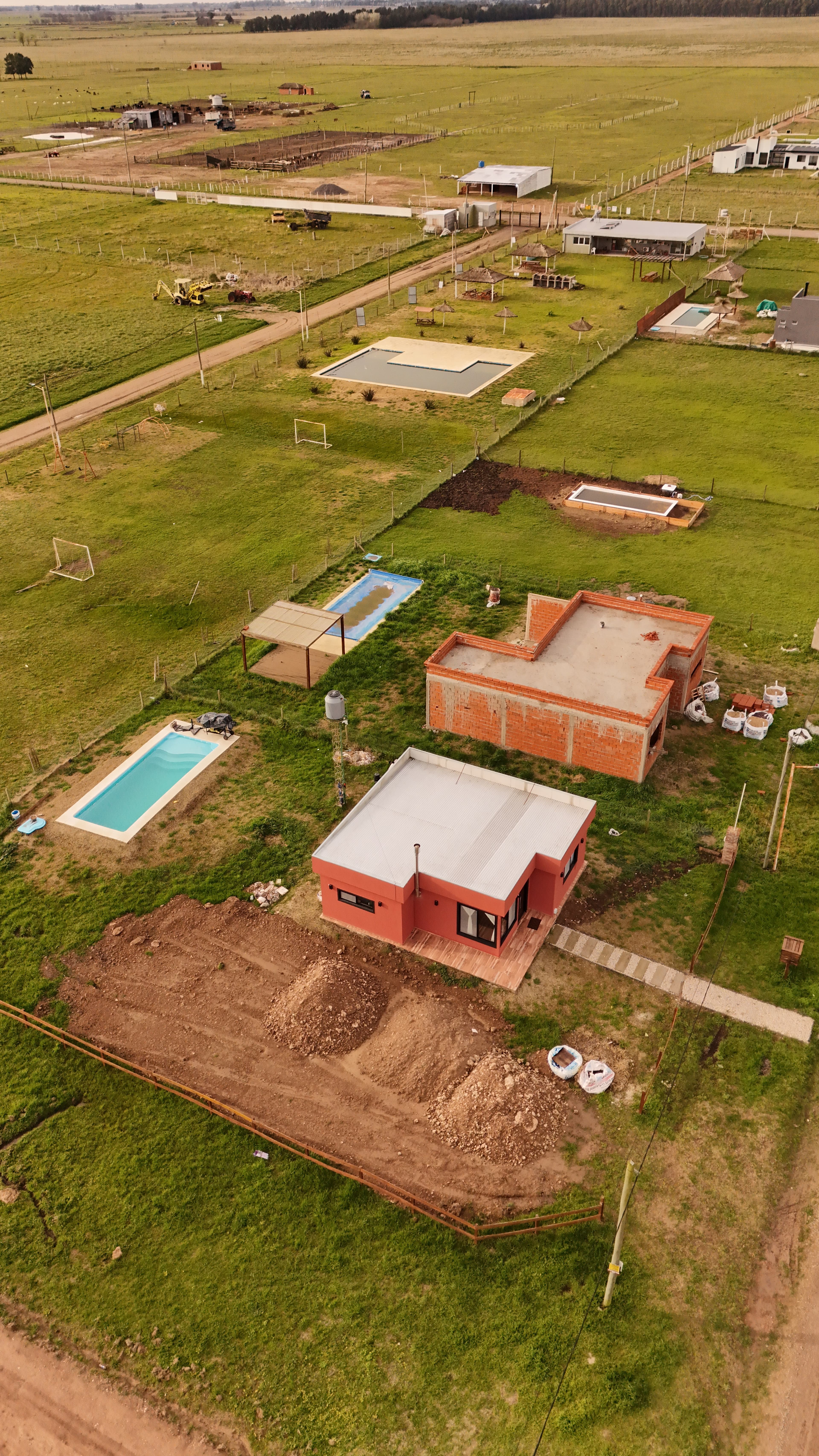 EDICACIONES EN ARROYOS DE SAN VICENTE